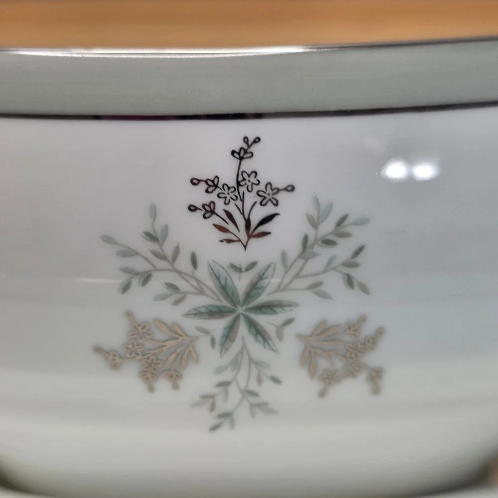 Vintage Noritake Lucille Gravy Boat with Attached‎ Underplate 5813 Made in Japan